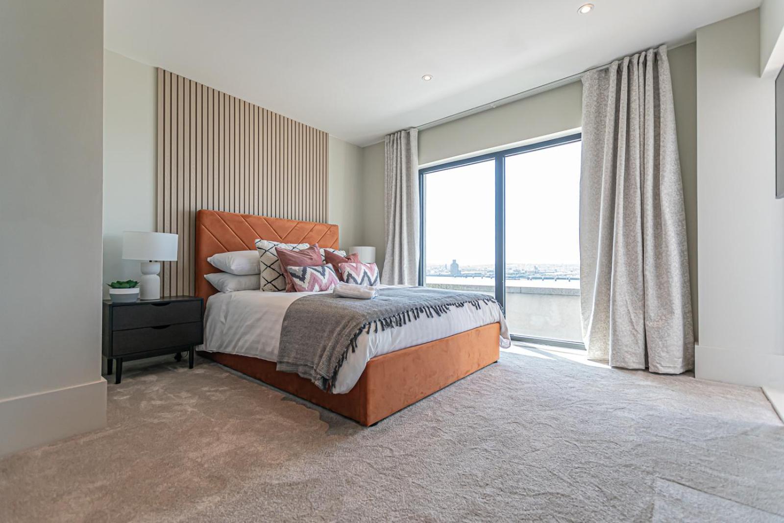 Apartment Luxurious 3 Bed - River View *